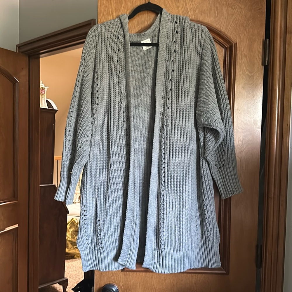 Grey cardigan